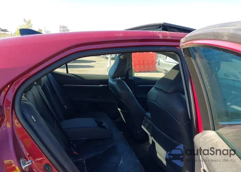 2018 Toyota Camry Xle V6 z USA, uszkodzony, nr VIN 4T1BZ1HK7JU503153